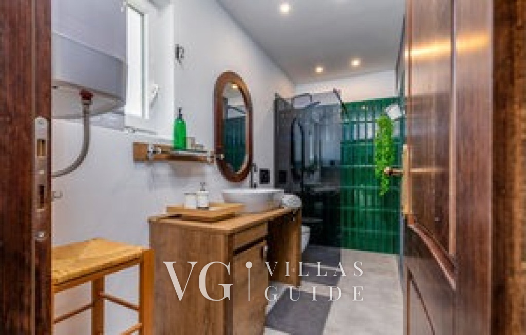 Villa Fauna Bathroom