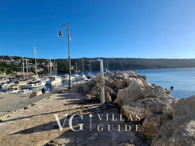 Holiday home  Casa Beni Microlocation