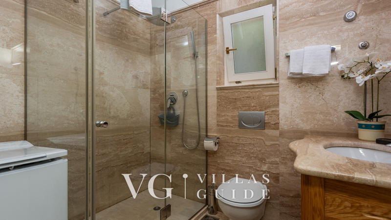 Holiday home  Casa Beni Bathroom