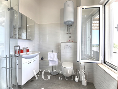 Holiday home Srećko Bathroom