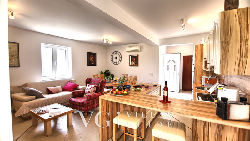 Holiday home Srećko Living room