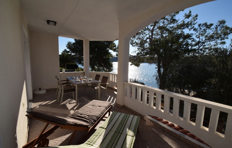 Apartman Ana - directly on the beach