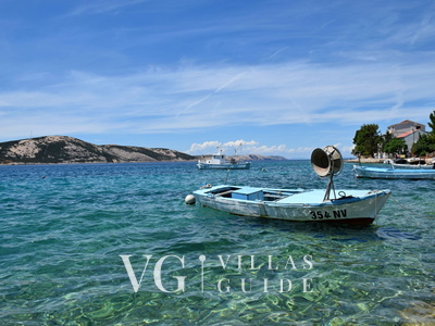 Apartman Ana - directly on the beach Garden and property exterior