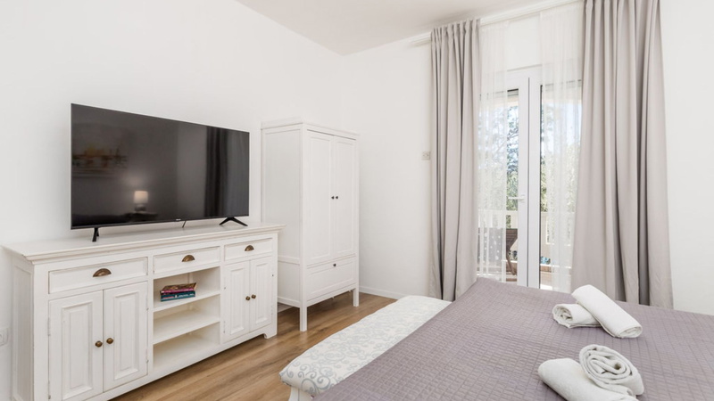 Apartman Ana - directly on the beach