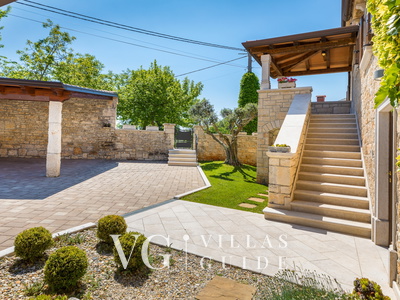 Villa Stara Hiža Garden and property exterior