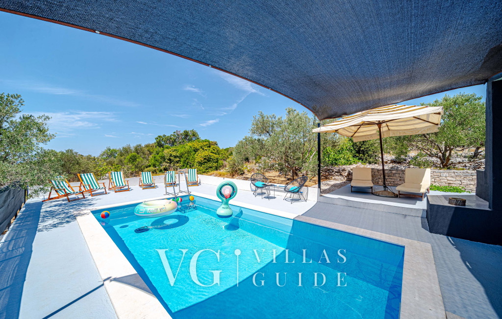 Holiday home Edi Pool