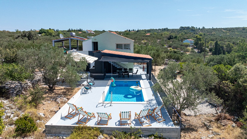 Holiday home Edi