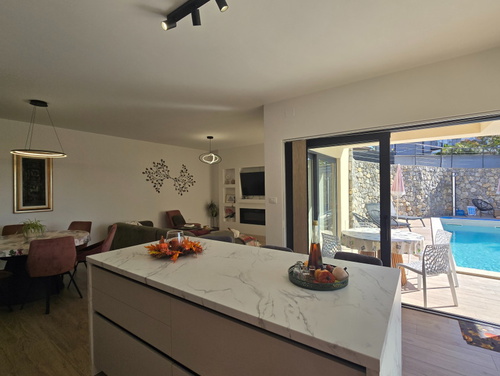 Villa SUNLIFE with indoor&outdoor pool &sauna Opatija