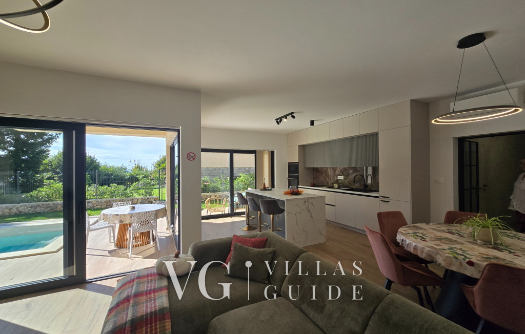 Villa SUNLIFE with indoor&outdoor pool &sauna Opatija