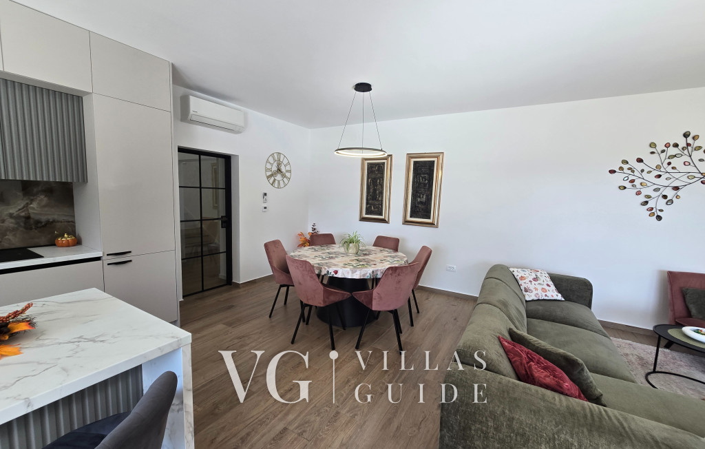 Villa SUNLIFE with indoor&outdoor pool &sauna Opatija Küche