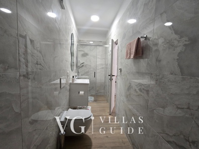 Villa SUNLIFE with indoor&outdoor pool &sauna Opatija Badezimmer