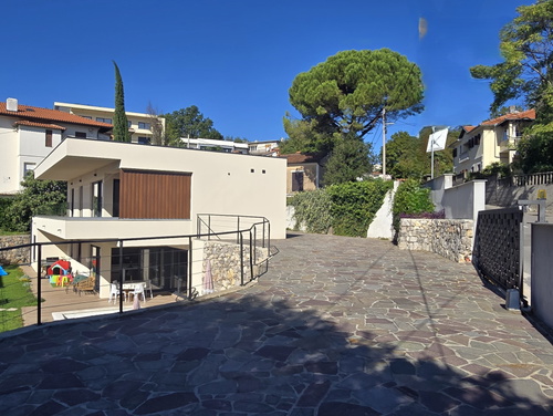 Villa SUNLIFE with indoor&outdoor pool &sauna Opatija