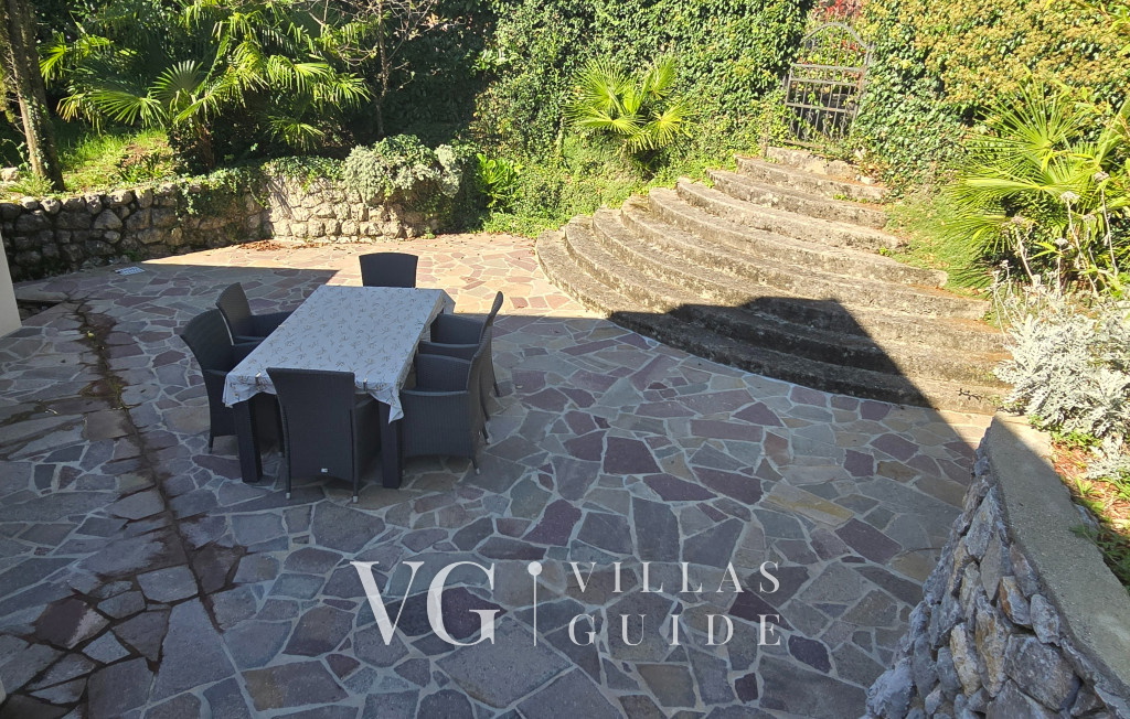 Villa SUNLIFE with indoor&outdoor pool &sauna Opatija Garten und Außenbereich