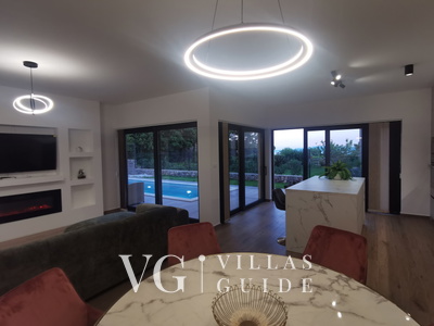 Villa SUNLIFE with indoor&outdoor pool &sauna Opatija Küche