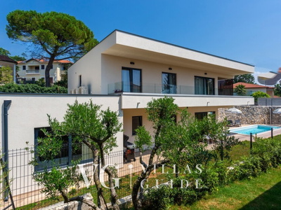 Villa SUNLIFE with indoor&outdoor pool &sauna Opatija