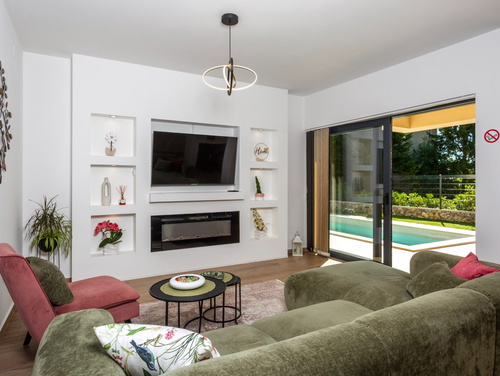 Villa SUNLIFE with indoor&outdoor pool &sauna Opatija