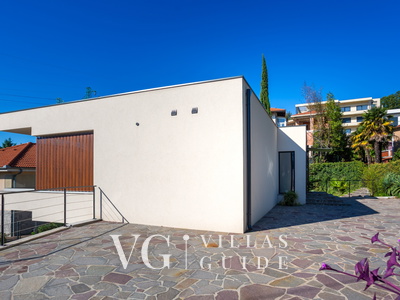 Villa SUNLIFE with indoor&outdoor pool &sauna Opatija Garten und Außenbereich