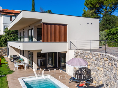 Villa SUNLIFE with indoor&outdoor pool &sauna Opatija