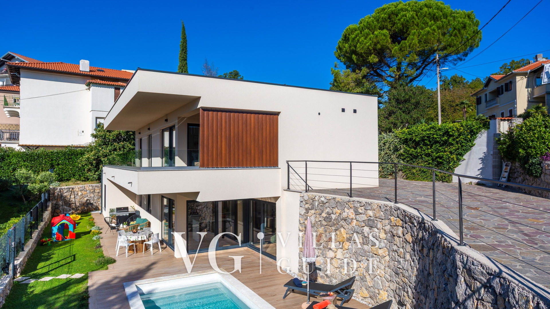Villa SUNLIFE with indoor&outdoor pool &sauna Opatija Garten und Außenbereich