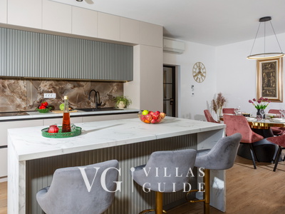 Villa SUNLIFE with indoor&outdoor pool &sauna Opatija Küche