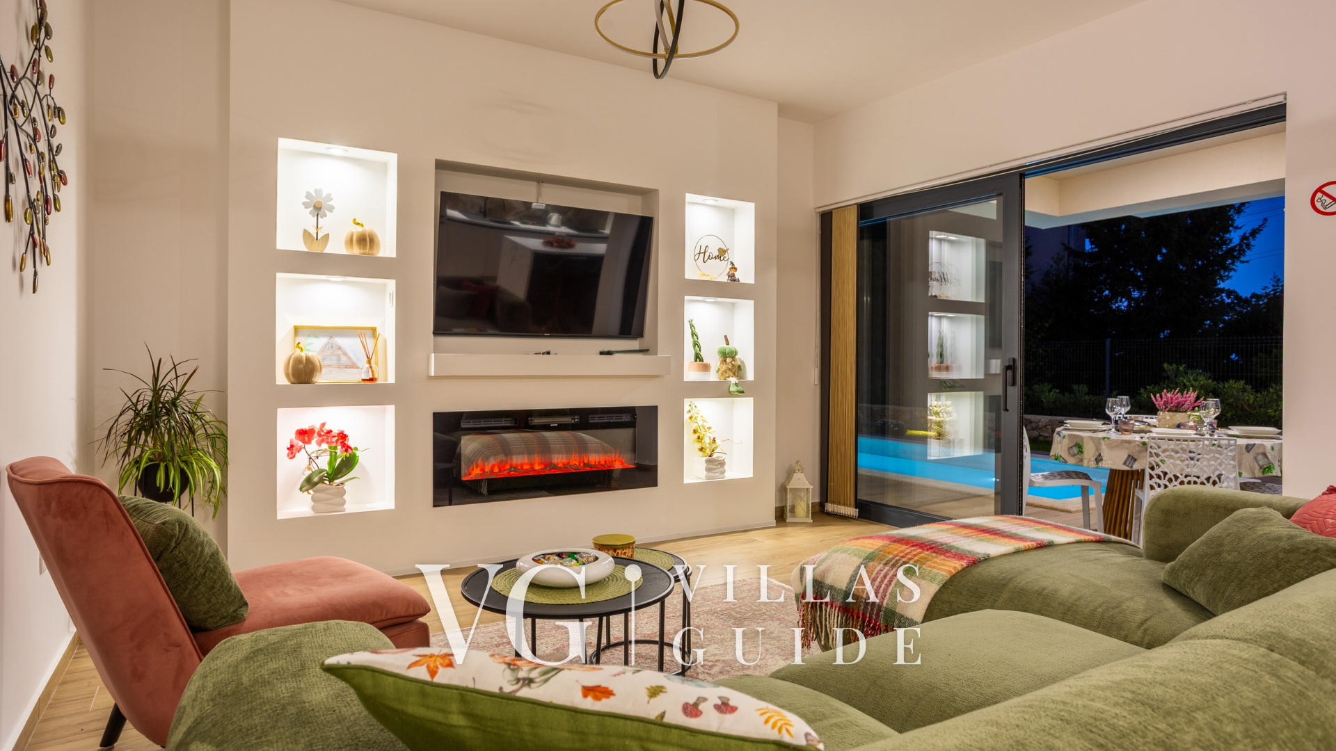 Villa SUNLIFE with indoor&outdoor pool &sauna Opatija Wohnzimmer