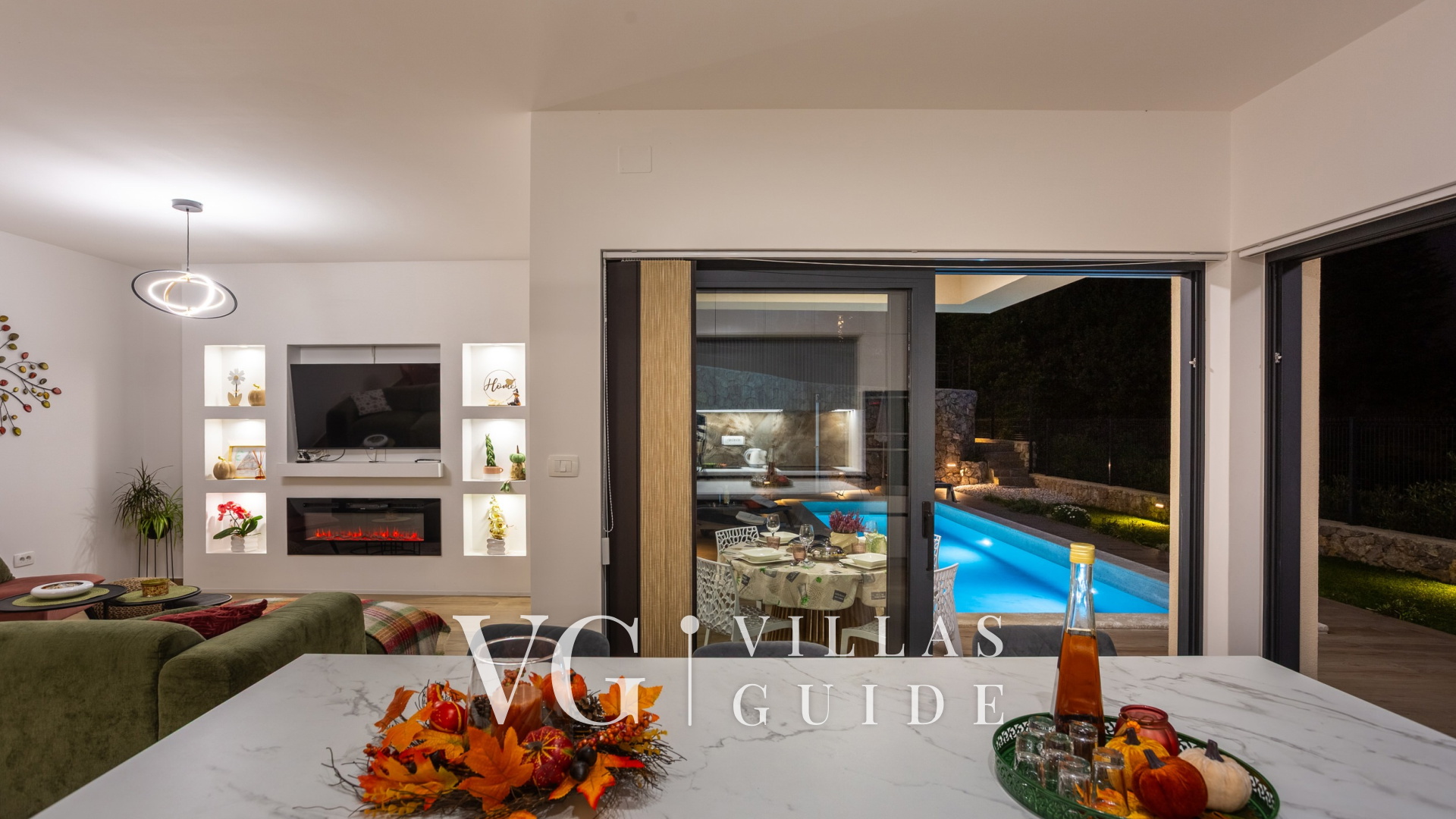 Villa SUNLIFE with indoor&outdoor pool &sauna Opatija Küche