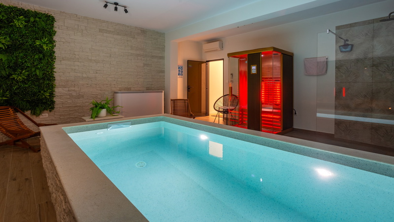 Villa SUNLIFE with indoor&outdoor pool &sauna Opatija