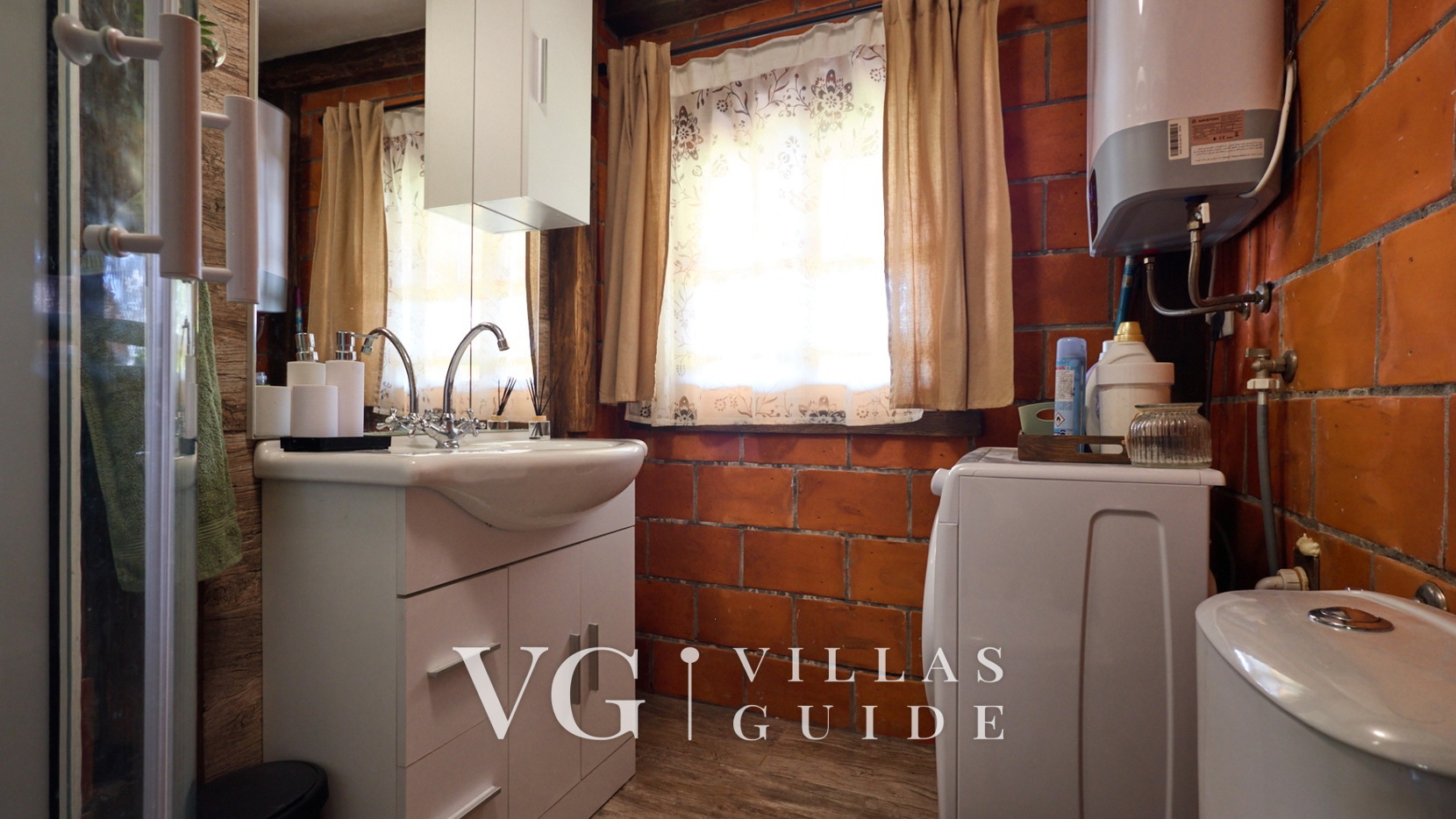 Holiday Home Gaborčina Bathroom