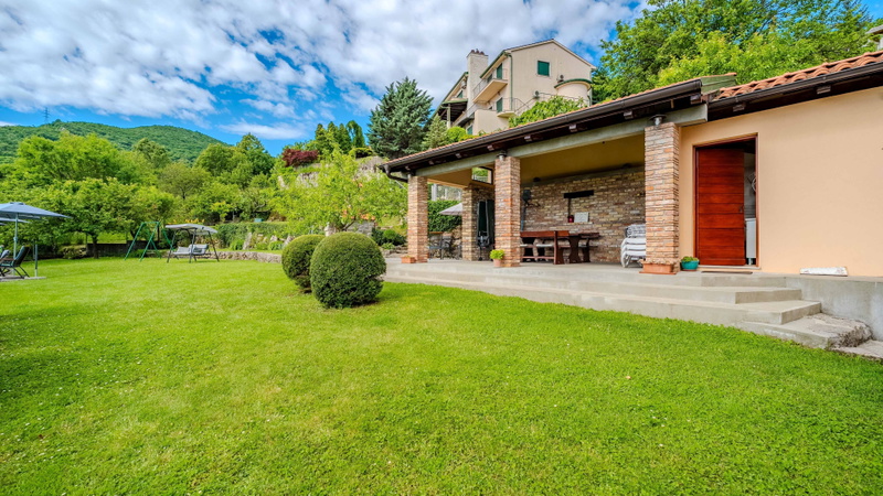 Villa Simic with pool and Kvarner view