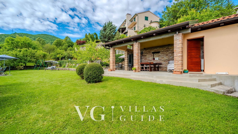 Villa Simic with pool and Kvarner view Dvorište i vanjski dio objekta