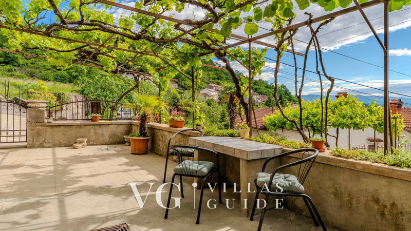 Villa Simic with pool and Kvarner view