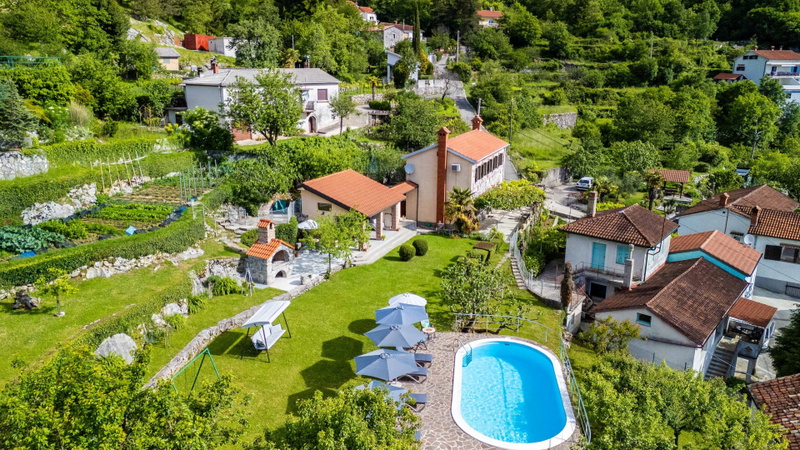 Villa Simic with pool and Kvarner view