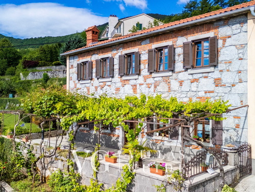 Villa Simic with pool and Kvarner view