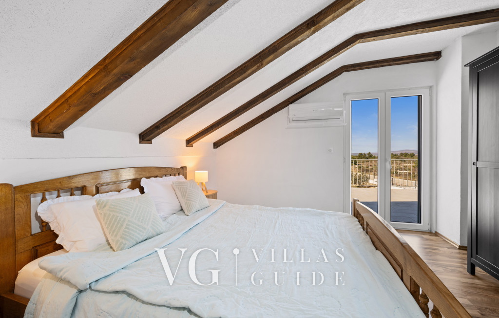 Villa MilaMar Bedroom