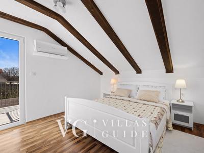 Villa MilaMar Bedroom