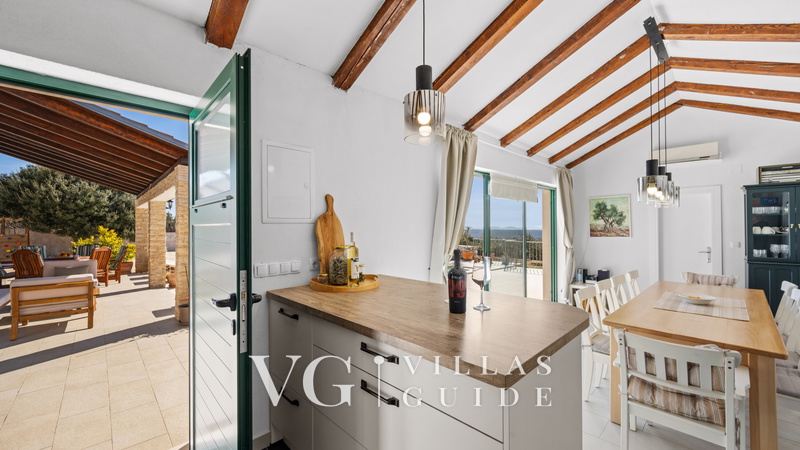 Villa MilaMar Kitchen