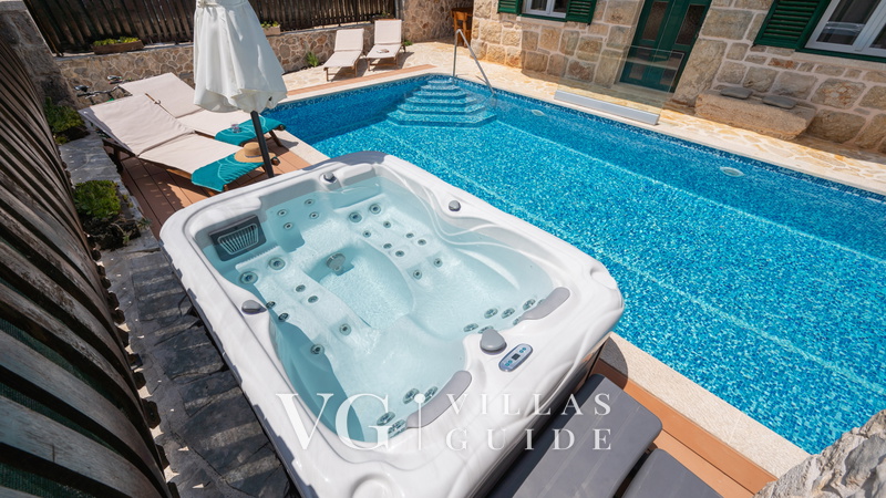 Villa Old House - Makarska-Šumet wellness