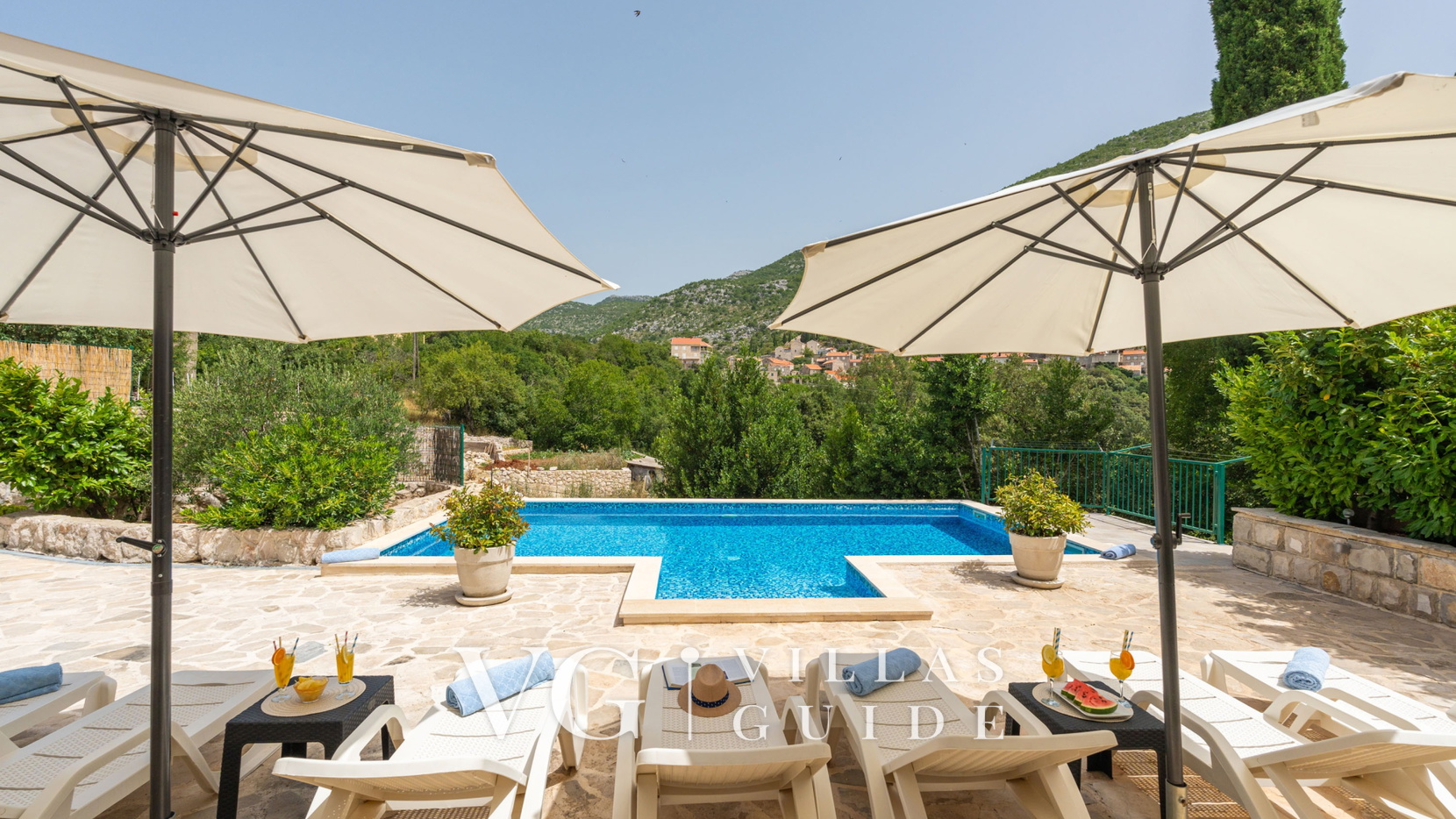 Villa Mapeni Piscina