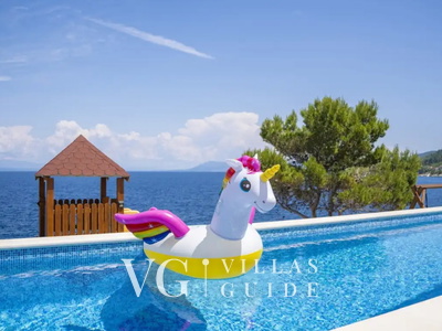 Villa Grški Rat