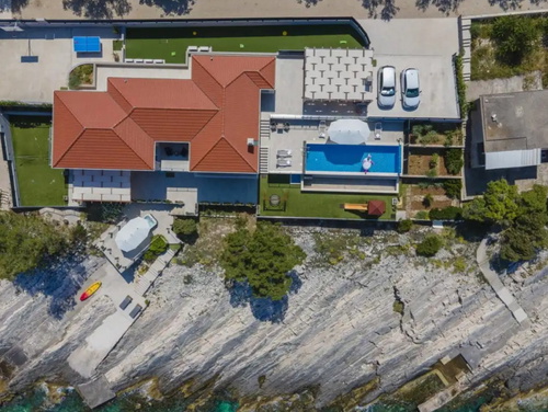 Villa Grški Rat