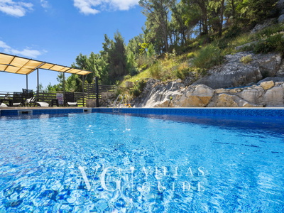 Villa Vista Pool