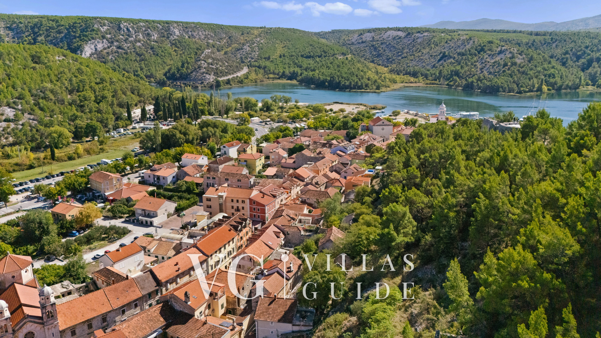 Villa Vista Garden and property exterior