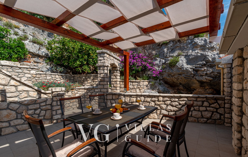 Apartman Đoni 2 Contenuto aggiuntivo