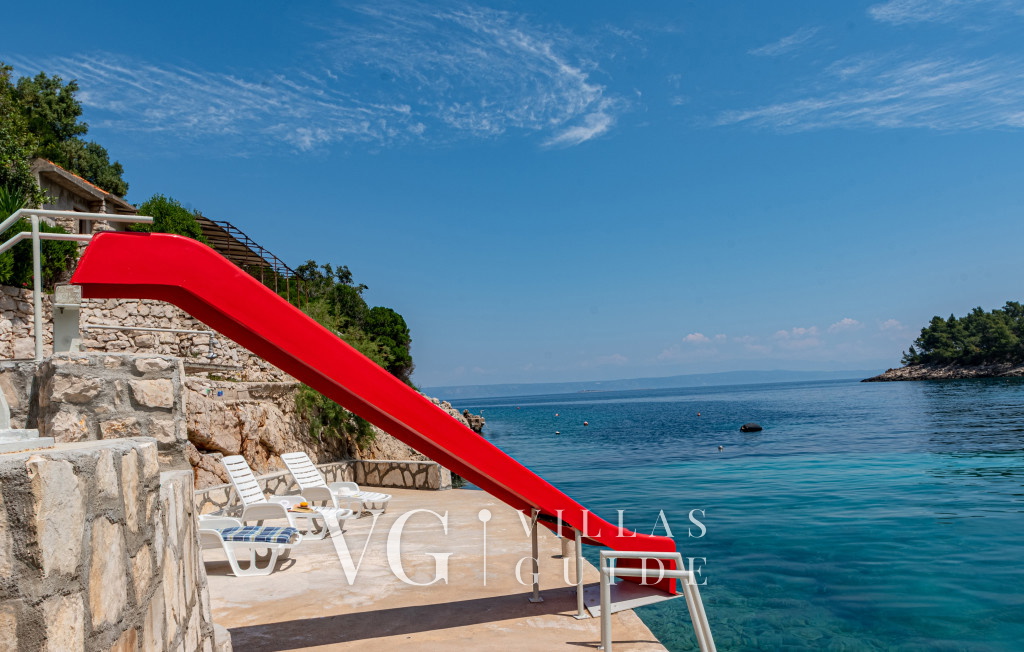 Apartman Đoni 2 Contenuto aggiuntivo