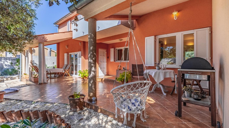 Villa Ella