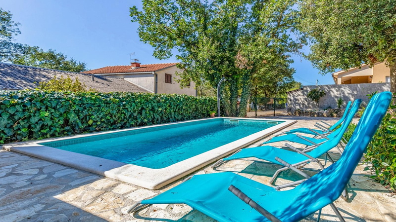 Villa Ella