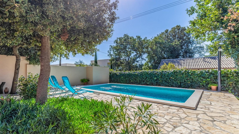 Villa Ella