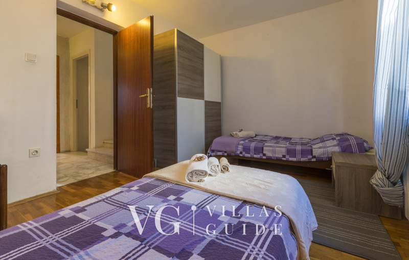 Villa Dramalj Queen Bedroom