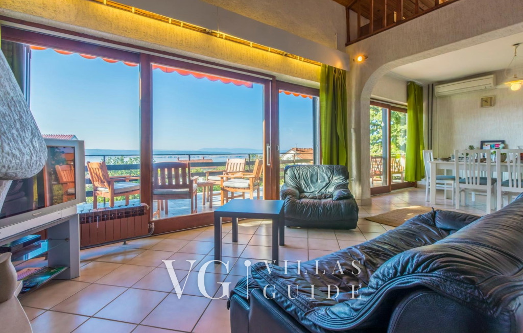 Villa Dramalj Queen Living room