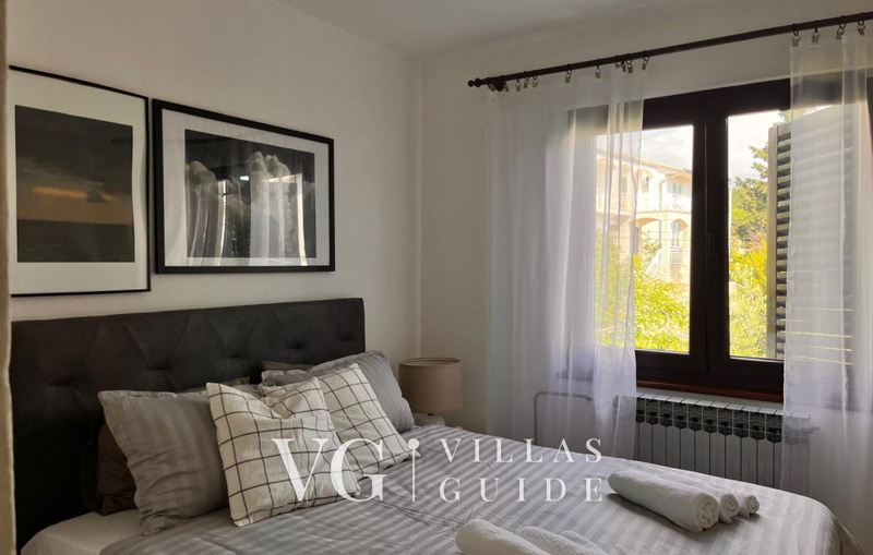 Villa Dramalj Queen Bedroom